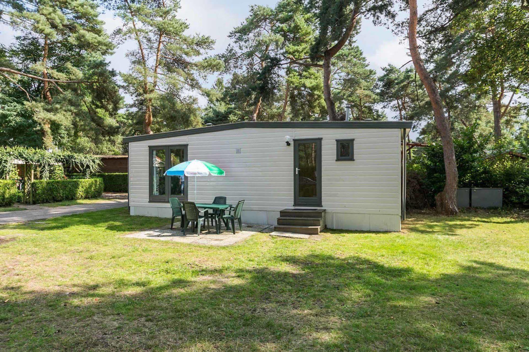 Camping Blauwe Meer Nv Hotel Lommel Ngoại thất bức ảnh