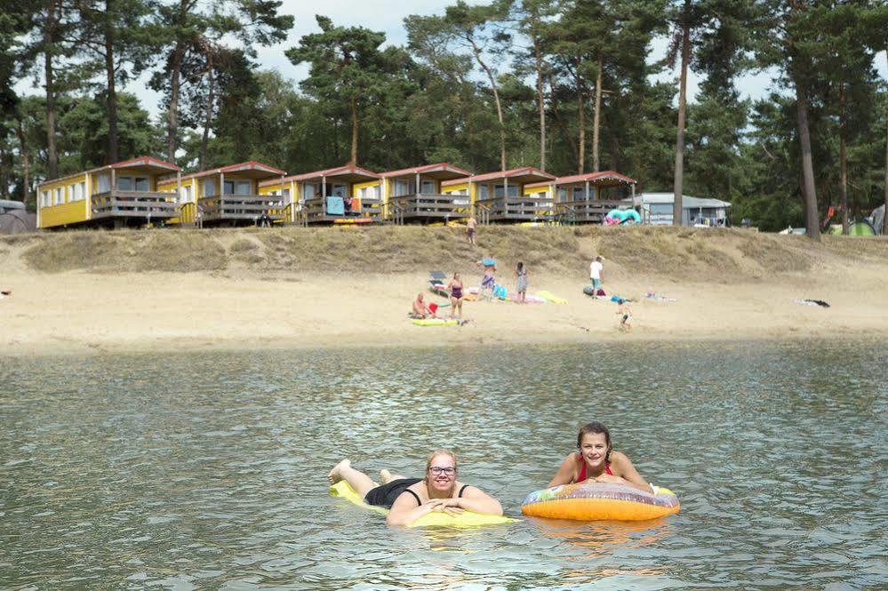 Camping Blauwe Meer Nv Hotel Lommel Ngoại thất bức ảnh